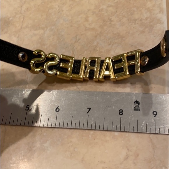 FEARLESS Leather and Gold Bracelet - Picture 4 of 5